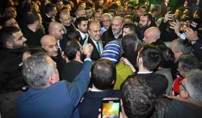 Bursa Büyükşehir Belediye Başkanı Alinur Aktaş’a coşkulu karşılama