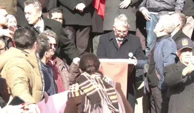 Emekli Astsubaylar, Tazminat Talebiyle Ankara’da Bir Araya Geldi: “21. Yüzyıldayız Derebeylik Dönemi Değil. Bu Lale Devri Anlayışı Nereye Kadar”