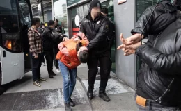 Küçükçekmece’de AK Parti’nin seçim çalışmasında düzenlenen silahlı saldırıya ilişkin suça sürüklenen 3 çocuk tutuklandı