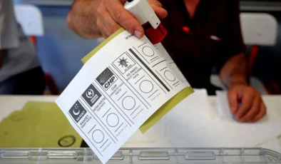 32 ilde oy verme saati öne çekildi