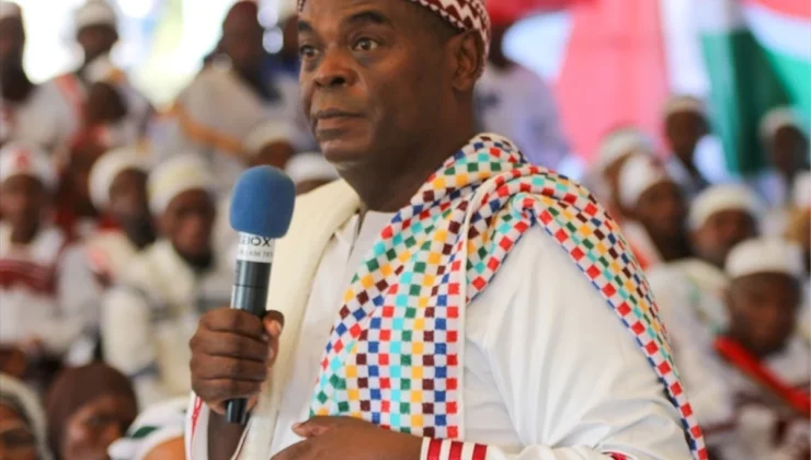 Güney Afrika’da Hristiyan Papaz İslam’a Geçti