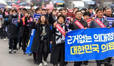 Güney Kore’de Asistan Doktorlar Grevde