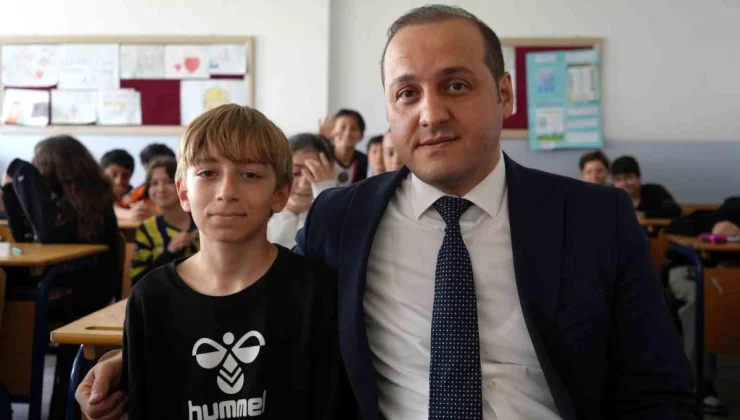 Samsun’da Soluk Borusuna Kurabiye Kaçan Öğrenci Heimlich Manevrasıyla Kurtarıldı