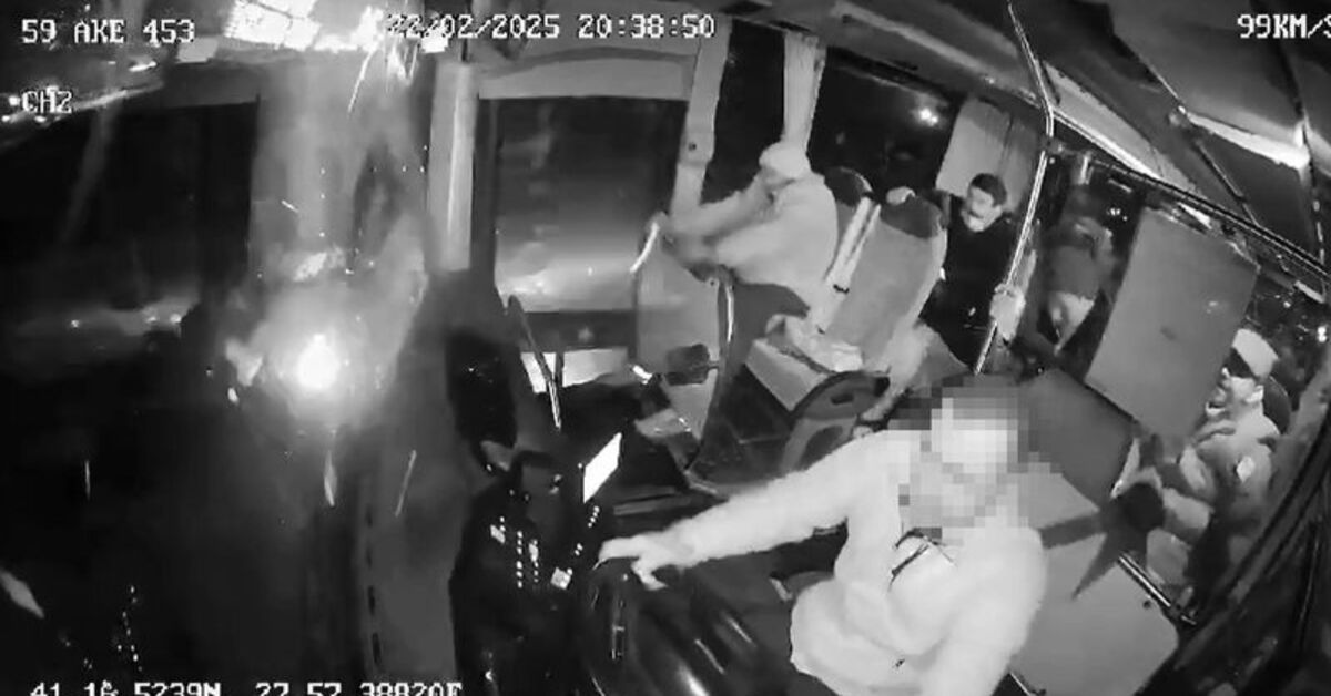 Belediye otobüsünün çarptığı motosikletli öldü