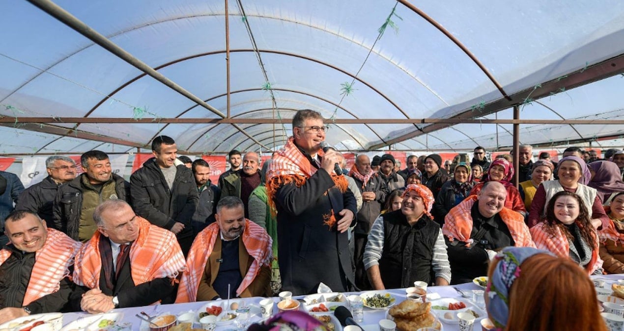 İzmir Büyükşehir Belediye Başkanı: Baskılar vız gelir tırıs gider