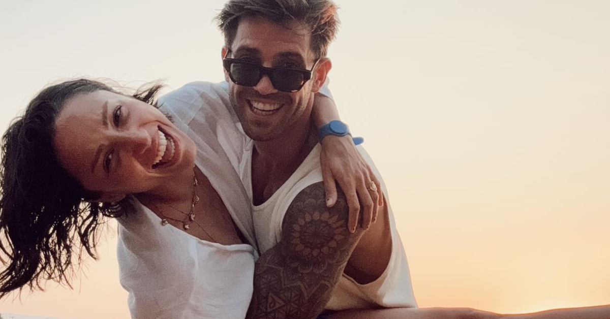 Zeynep Bastık’tan sevgilisi Serkay Tütüncü’ye: Benim şarkım da sensin