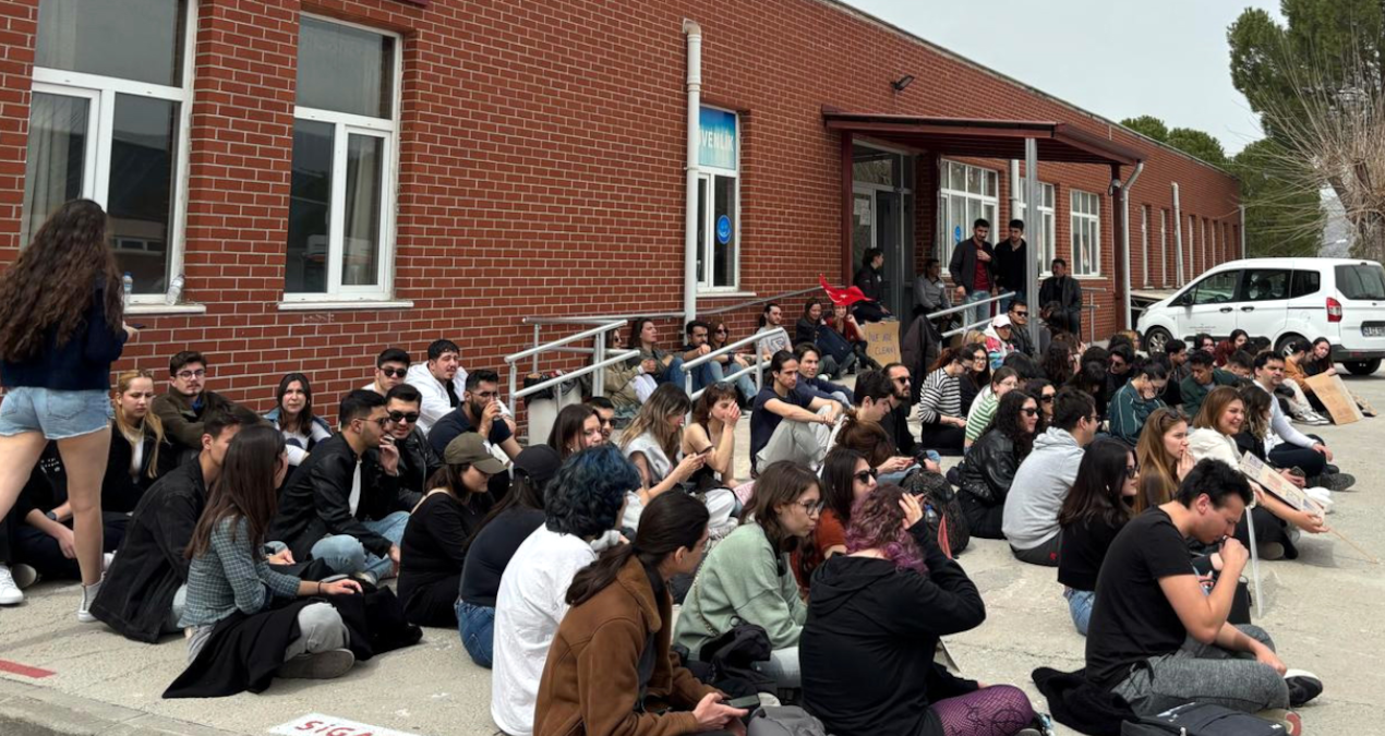 Muğla’da üniversite öğrencileri dersleri boykot etmeye başladı