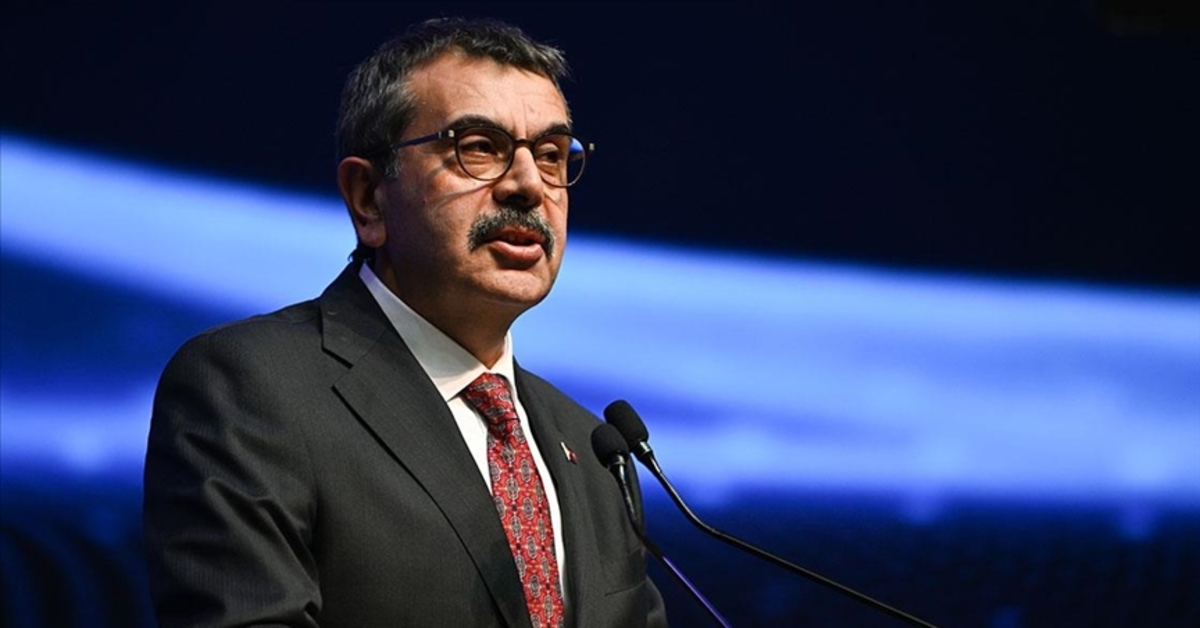 Bakan Tekin’den taziye mesajı