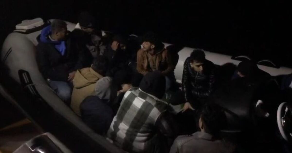 Bodrum açıklarında 32 düzensiz göçmen yakalandı